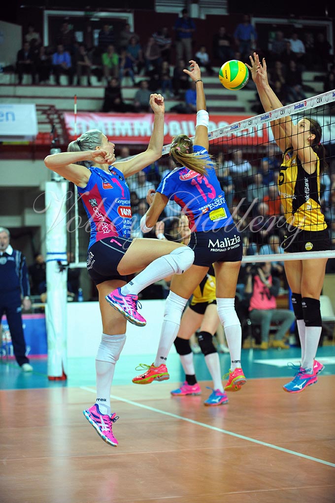 Igor NO-VakifBank Istanbul (07)